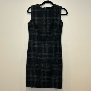 Barney’s New York size 4 sheath dress.